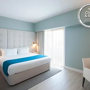 4* Otel Lutecia Smart Design
